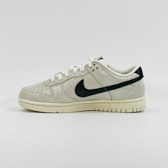 Nike Women's Dunk Low SE 'White Black' HQ3502-100 Multi Size - Picture 2 of 13